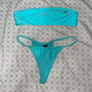 Boutine LA - Poshmark